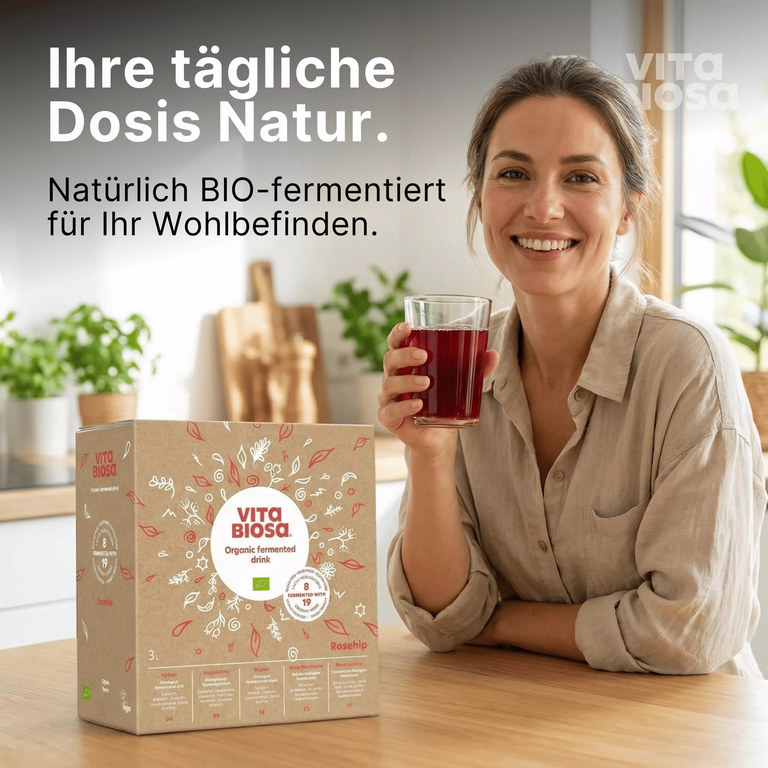 Vita_Biosa_Hagebutte_3L_Bag-in-Box_Milchsaeurebakterien_kaufen_Frau Vita_Biosa_Hagebutte_3L_Bag-in-Box_Milchsaeurebakterien_kaufen_Frau